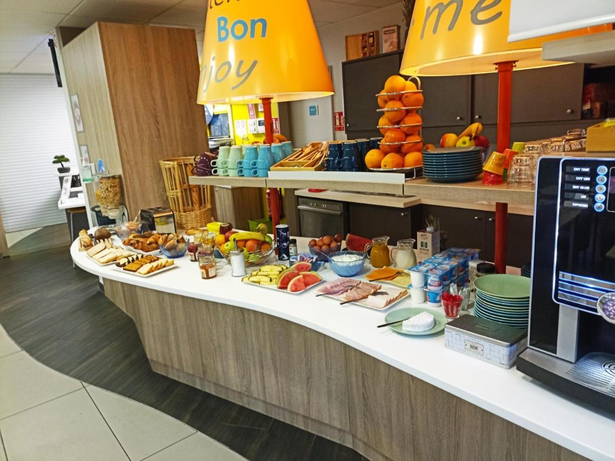First Inn Hotel Paris Sud Les Ulis Zewnętrze zdjęcie