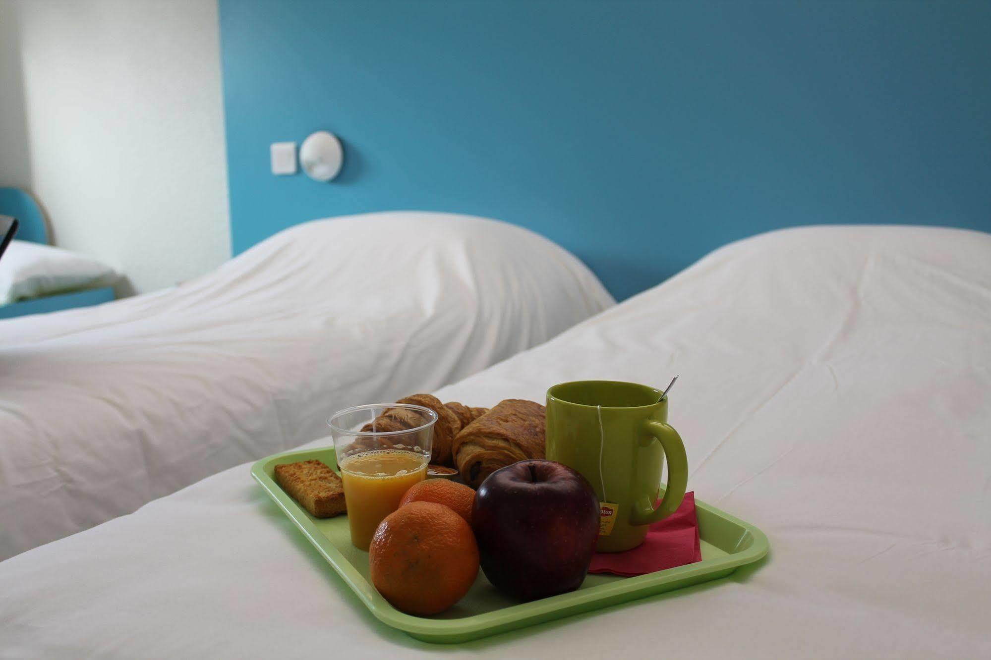 First Inn Hotel Paris Sud Les Ulis Zewnętrze zdjęcie