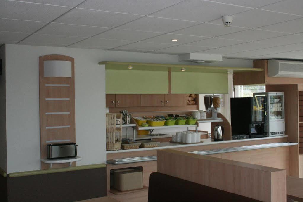 First Inn Hotel Paris Sud Les Ulis Zewnętrze zdjęcie