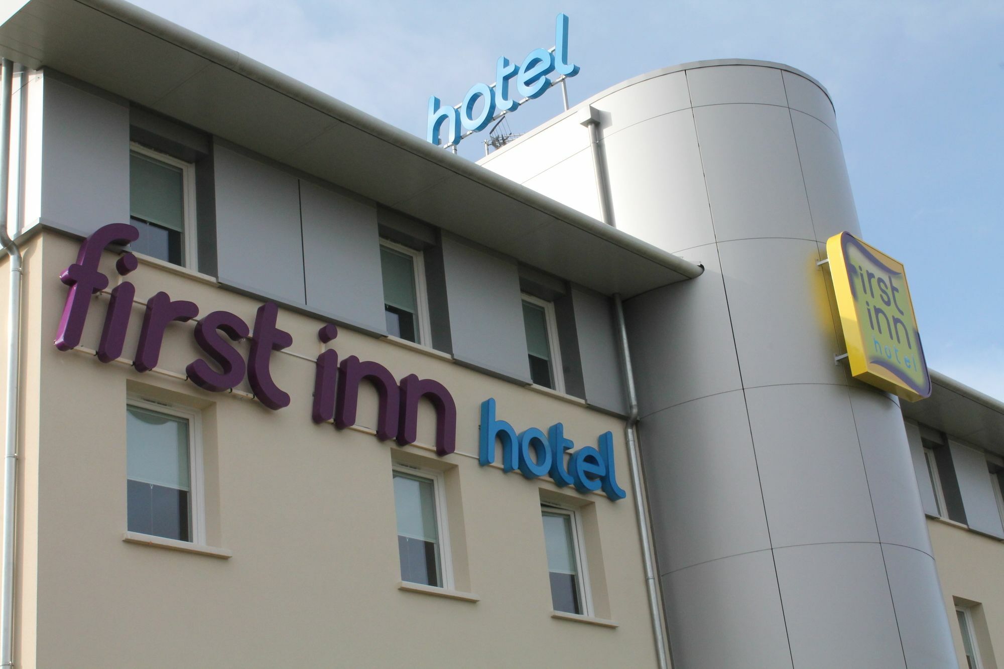 First Inn Hotel Paris Sud Les Ulis Zewnętrze zdjęcie